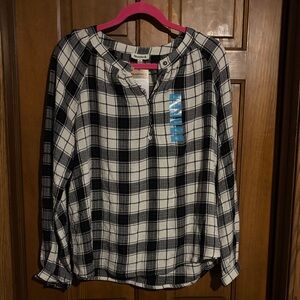 BearPaw Black and White Checkered Blouse